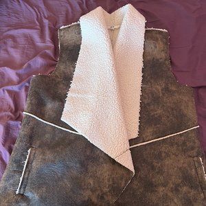 Jack Faux Sheepskin Vest with Pockets, Women's Size Large